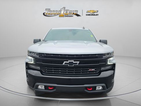 Used 2021 Chevrolet Silverado 1500 LT Trail Boss w/ Convenience Package II AWD/4WD image 2
