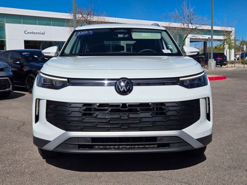 Certified 2025 Volkswagen Tiguan S image 6