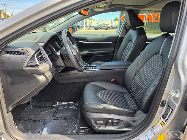 Used 2024 Toyota Camry SE w/ Cold Weather Package AWD/4WD image 21