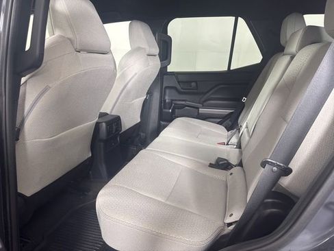 Used 2025 Toyota 4Runner SR5 AWD/4WD image 12