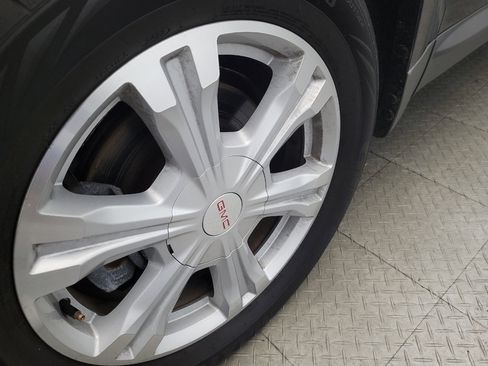 Used 2017 GMC Terrain SLT image 31