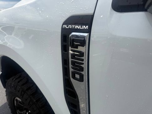 New 2026 Ford F250 Platinum w/ Platinum Plus Package AWD/4WD image 14
