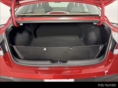 Certified 2025 Hyundai Elantra Sport FWD image 43