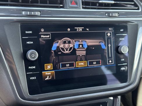 Certified 2023 Volkswagen Tiguan SE R-Line FWD image 16