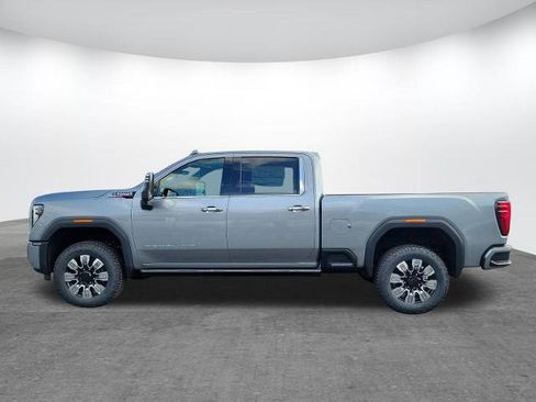 New 2026 GMC Sierra 2500 Denali w/ Denali Reserve Package image 4