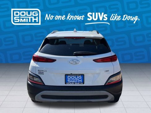 Used 2023 Hyundai Kona SEL image 5