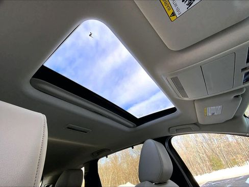 Used 2024 MAZDA CX-90 Plug-In Hybrid w/ Preferred image 14