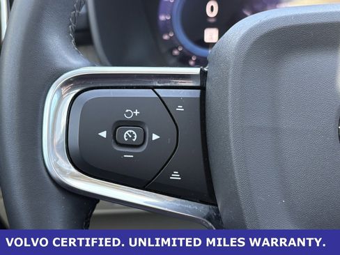 Certified 2023 Volvo XC40 B4 Plus image 16