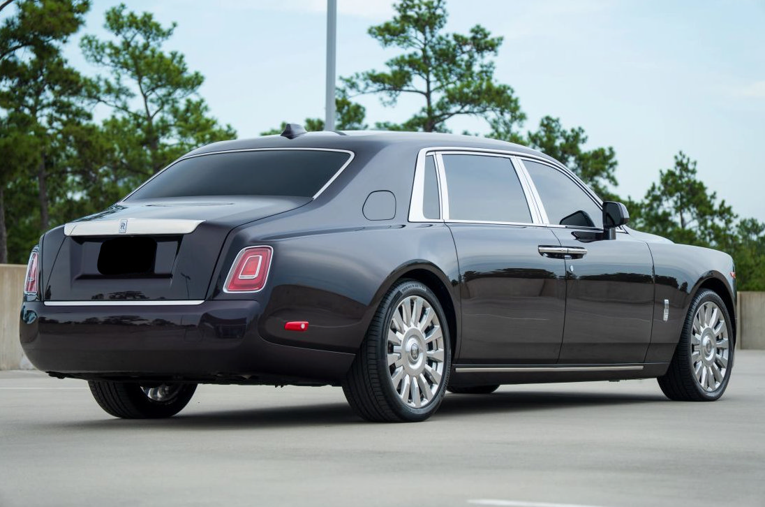 Used 2018 Rolls-Royce Phantom Extended Wheelbase RWD image 5