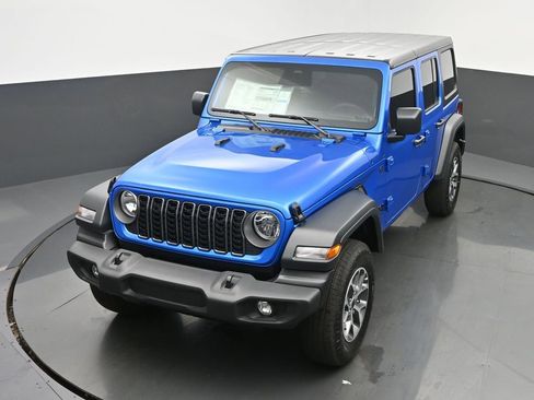New 2025 Jeep Wrangler Sport S image 38