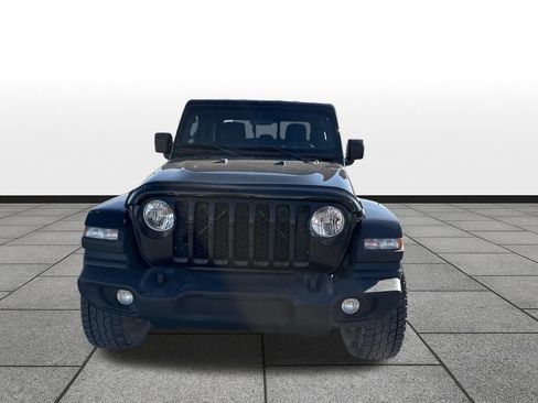 Used 2021 Jeep Gladiator Sport image 2