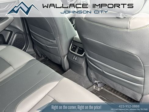 Certified 2025 Subaru Outback Onyx Edition AWD/4WD image 39