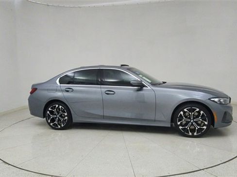 Used 2025 BMW 330i xDrive Sedan image 65