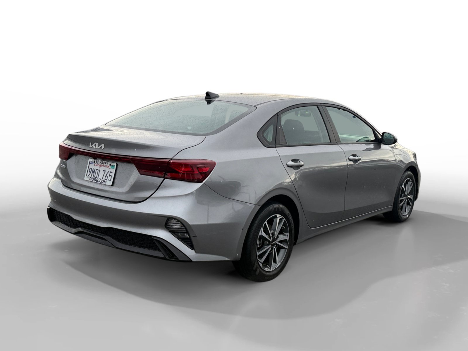 Used 2024 Kia Forte LXS w/ LXS Technology Package FWD image 5