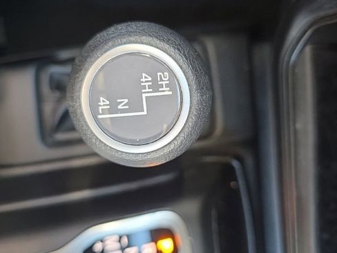 Used 2021 Jeep Wrangler Unlimited Sport image 23