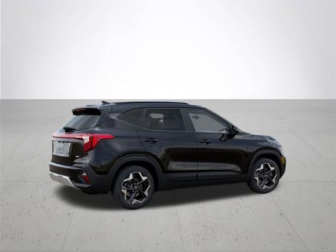 New 2026 Kia Seltos S image 6
