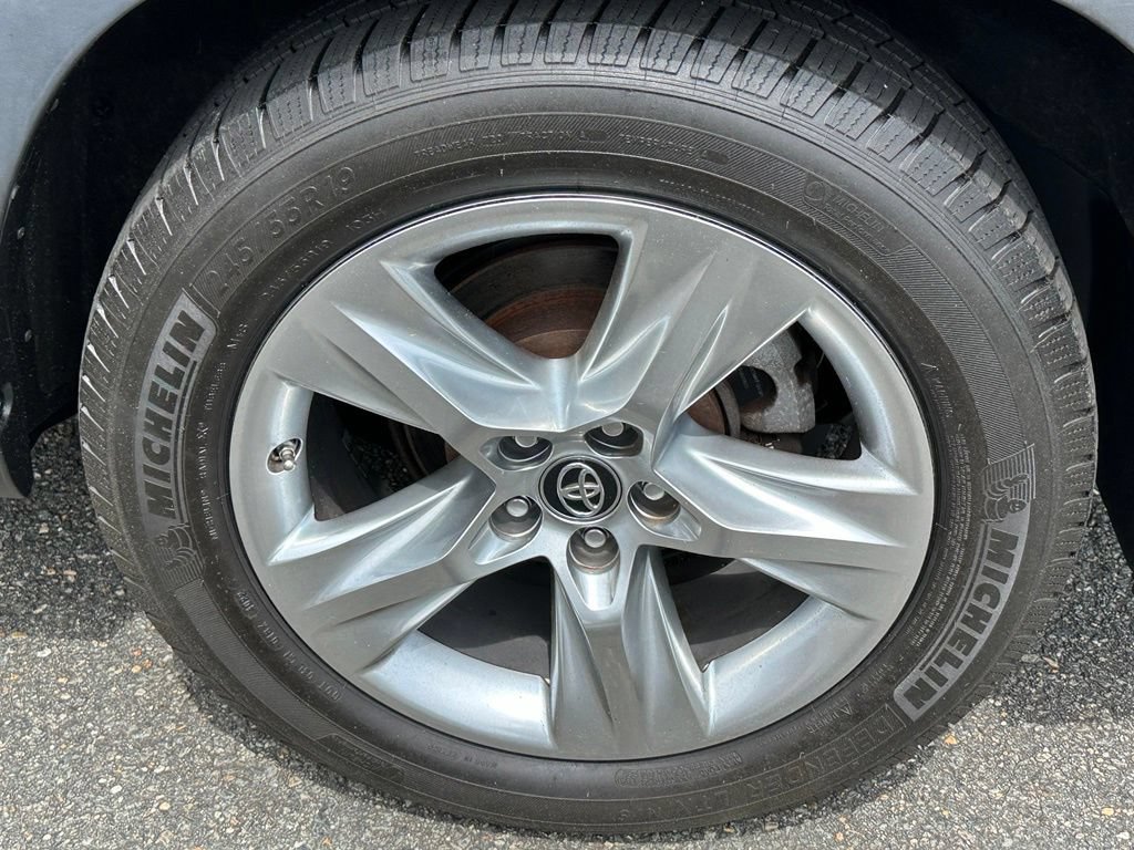 Used 2019 Toyota Highlander Limited AWD/4WD image 43