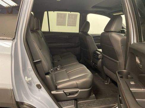 Certified 2025 Honda Passport TrailSport image 27
