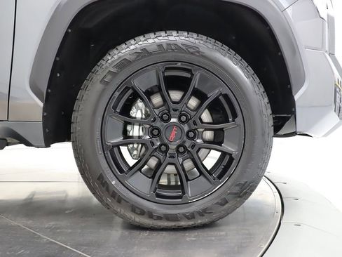 Used 2023 Toyota Tundra SR5 w/ SR5 Convenience Package AWD/4WD image 42