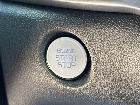 New 2026 Kia Sorento S w/ S Panoramic Sunroof Package image 24