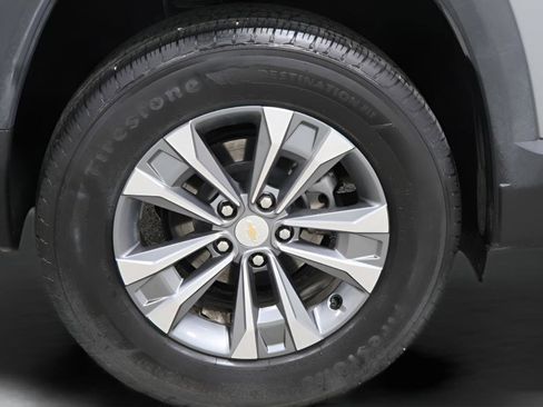 Used 2025 Chevrolet Equinox LT image 28