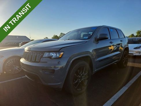 Used 2020 Jeep Grand Cherokee Altitude AWD/4WD image 1