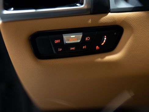 Used 2025 BMW M850i xDrive image 48