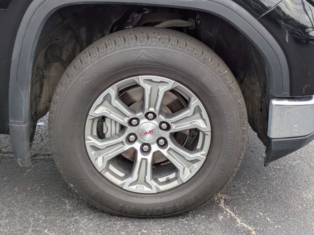 Used 2025 GMC Sierra 1500 SLT RWD image 11