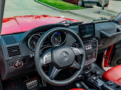 Used 2017 Mercedes-Benz G 550 image 16