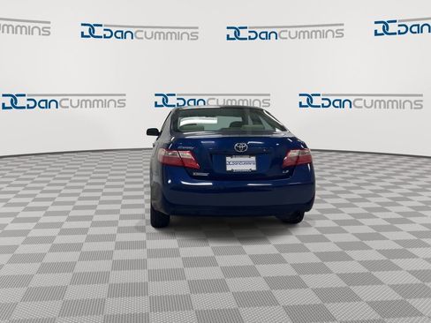 Used 2009 Toyota Camry LE FWD image 7