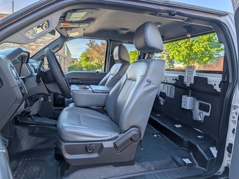 Used 2014 Ford F250 XL w/ Power Equipment Group AWD/4WD image 25