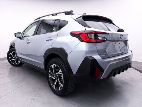 Used 2024 Subaru Crosstrek 2.0i Premium image 2