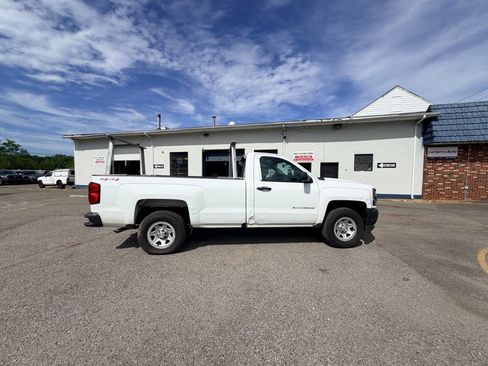 Used 2017 Chevrolet Silverado 1500 W/T w/ Trailering Package AWD/4WD image 8