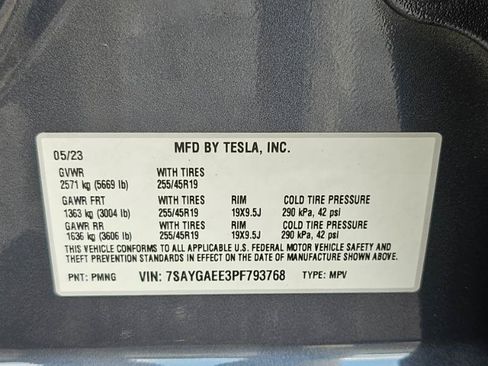 Used 2023 Tesla Model Y Long Range AWD/4WD image 36