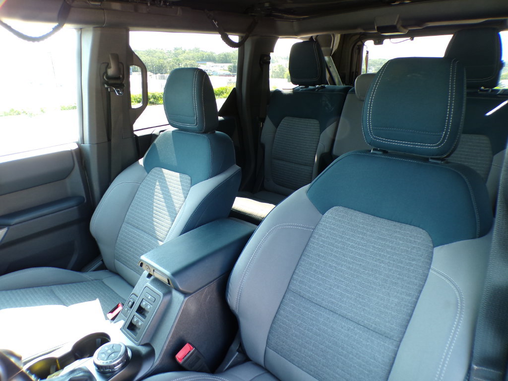 Used 2022 Ford Bronco Outer Banks AWD/4WD image 11