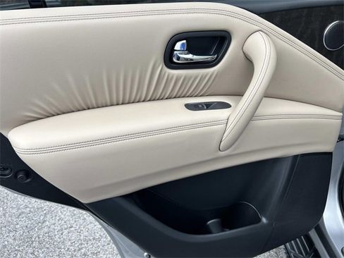 Used 2024 Nissan Armada Platinum w/ Captain's Chairs Package image 22