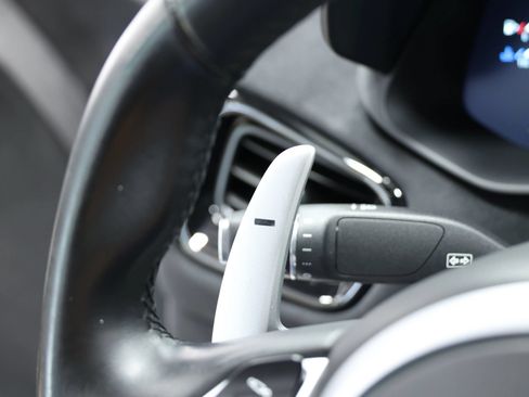 Used 2020 Aston Martin V8 Vantage Coupe RWD image 28