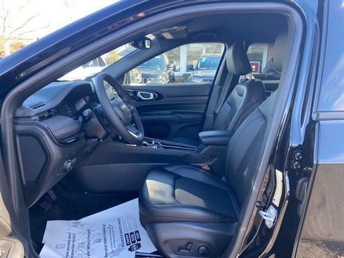 New 2026 Jeep Compass Latitude AWD/4WD image 21