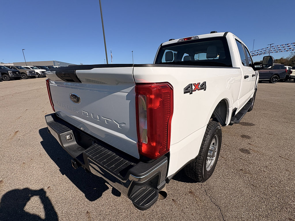Used 2023 Ford F250 XL w/ Snow Plow/Camper Package AWD/4WD image 5