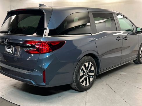 Used 2025 Honda Odyssey EX-L image 6