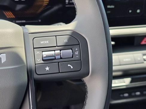 New 2027 Kia Seltos EX FWD image 32