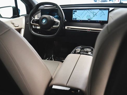 Used 2023 BMW iX xDrive50 w/ Convenience Package image 34