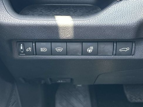 Used 2025 Toyota RAV4 XLE Premium w/ Weather Package FWD image 18