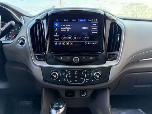 Used 2020 Chevrolet Traverse LT w/ Driver Confidence II Package AWD/4WD image 25