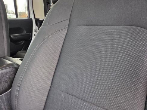 Used 2020 Jeep Gladiator Sport w/ Quick Order Package 24S image 14