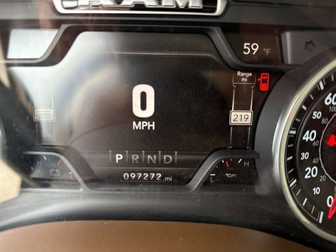 Used 2020 RAM 1500 Laramie image 22