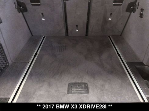 Used 2017 BMW X3 xDrive28i image 10