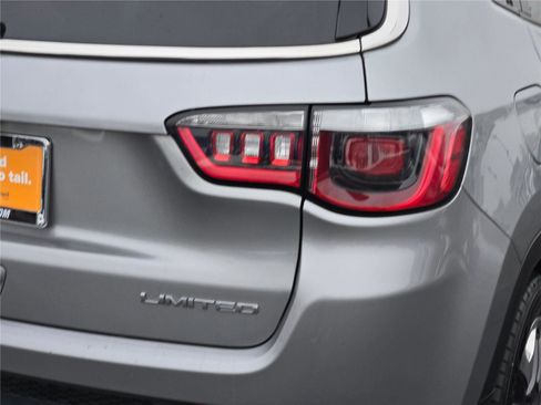 Used 2020 Jeep Compass Limited AWD/4WD image 12