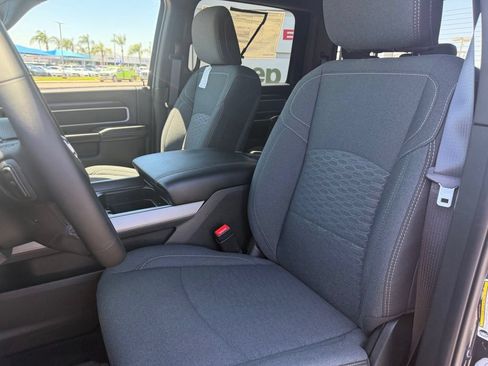 New 2026 RAM 3500 Big Horn AWD/4WD image 28