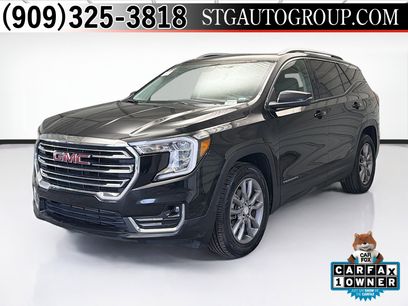 Used 2024 GMC Terrain SLT